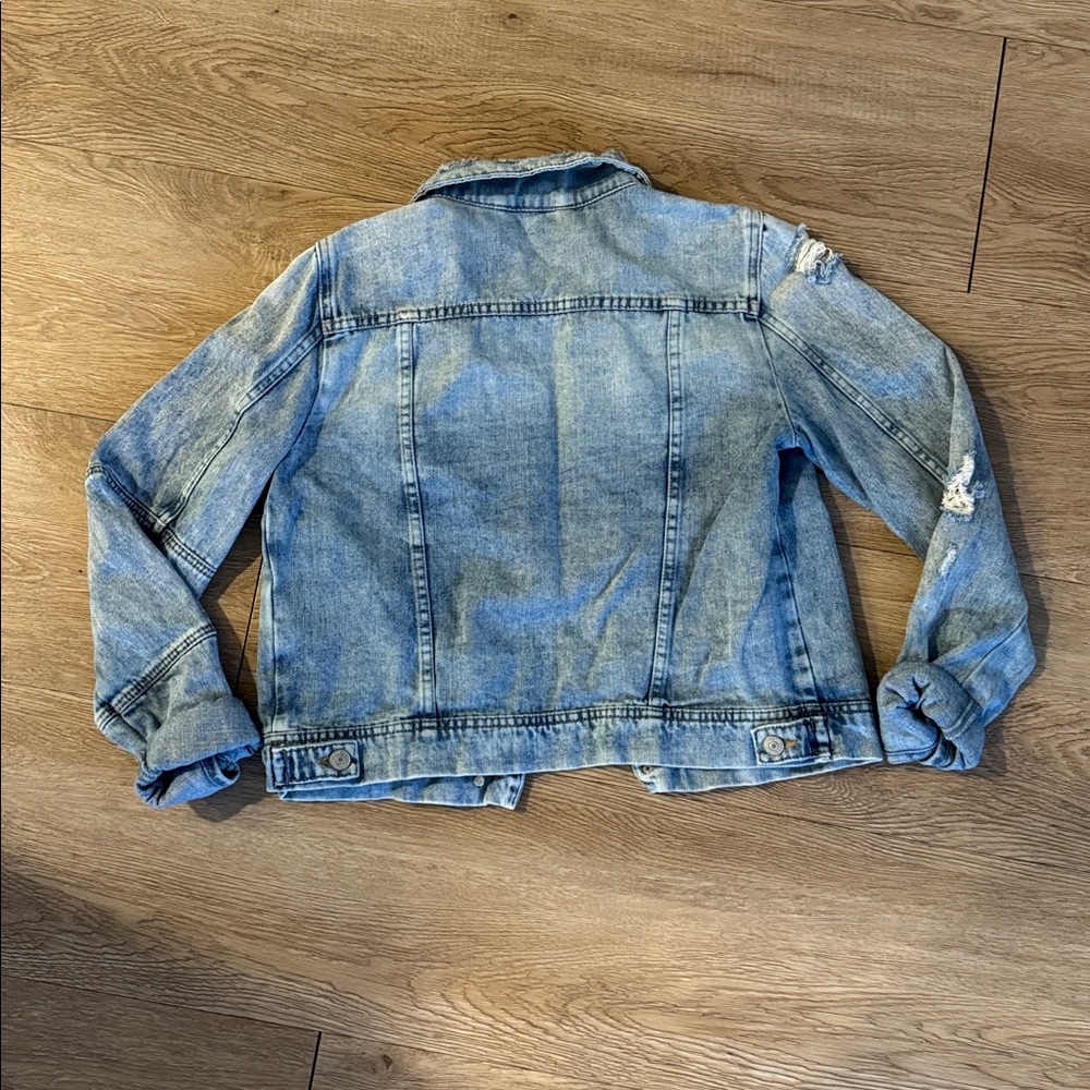 Free People Women’s Distressed Cropped Denim Jacket - Picture 2 of 5